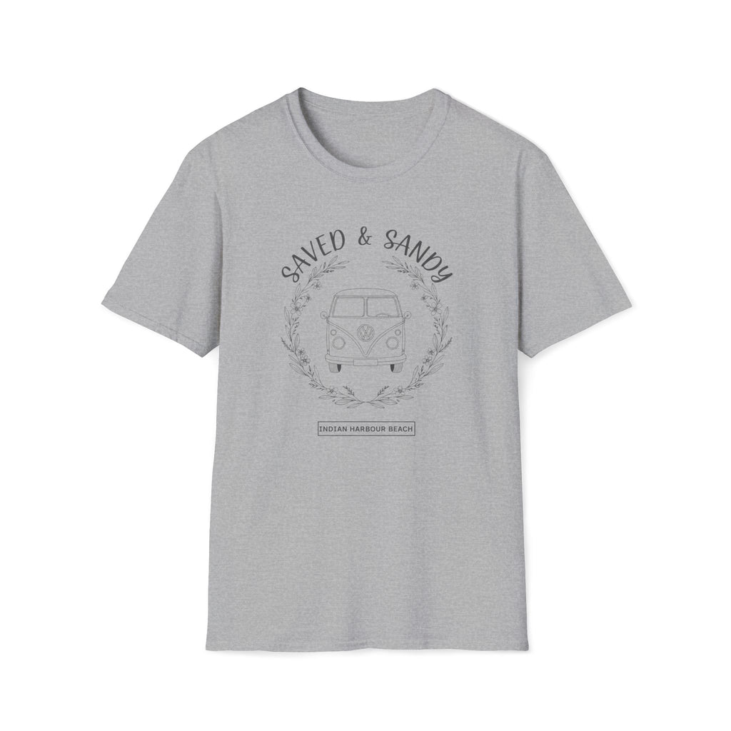 Saved & Sandy Minimalist Wreath Van Indian Harbour Beach  - T-Shirt