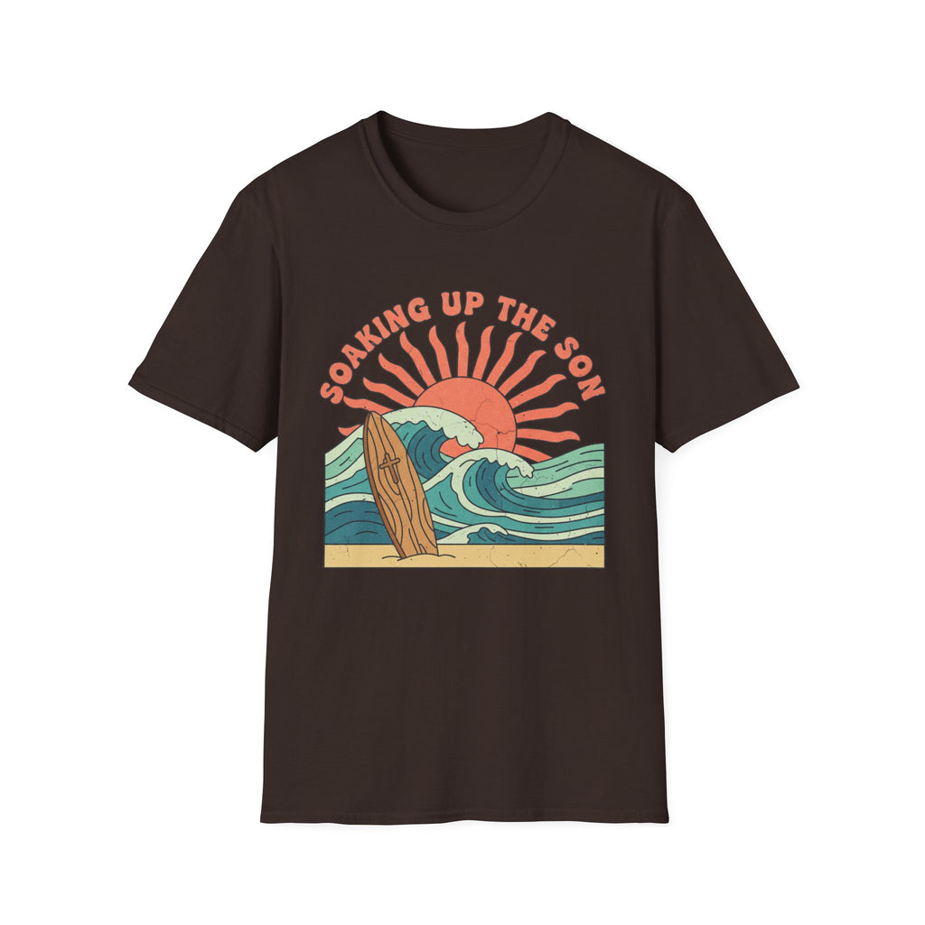 Soaking Up The Son Retro - T-Shirt