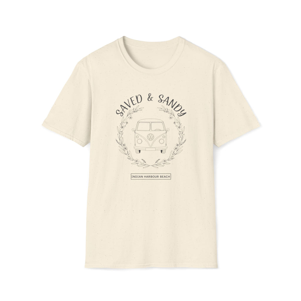 Saved & Sandy Minimalist Wreath Van Indian Harbour Beach  - T-Shirt