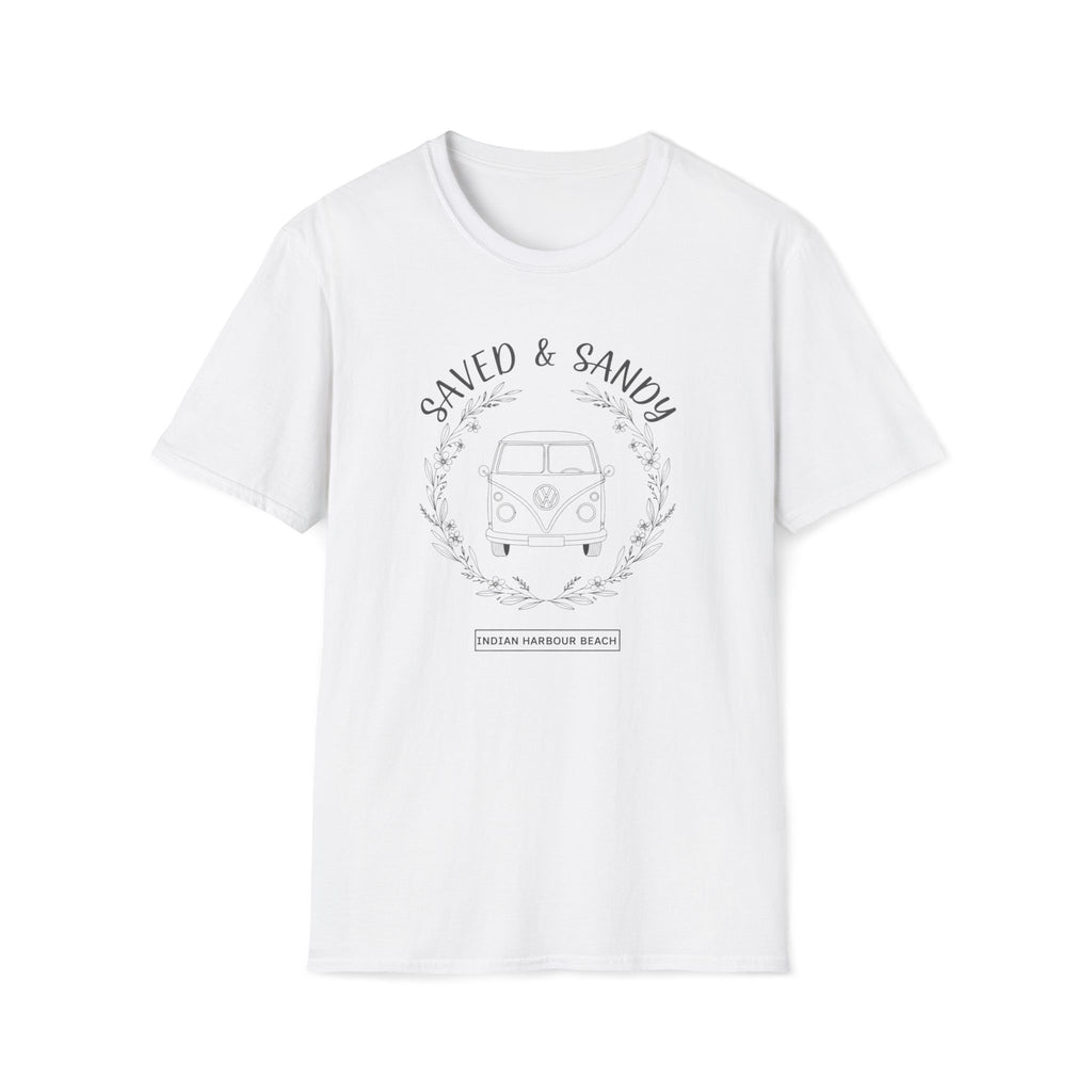 Saved & Sandy Minimalist Wreath Van Indian Harbour Beach  - T-Shirt
